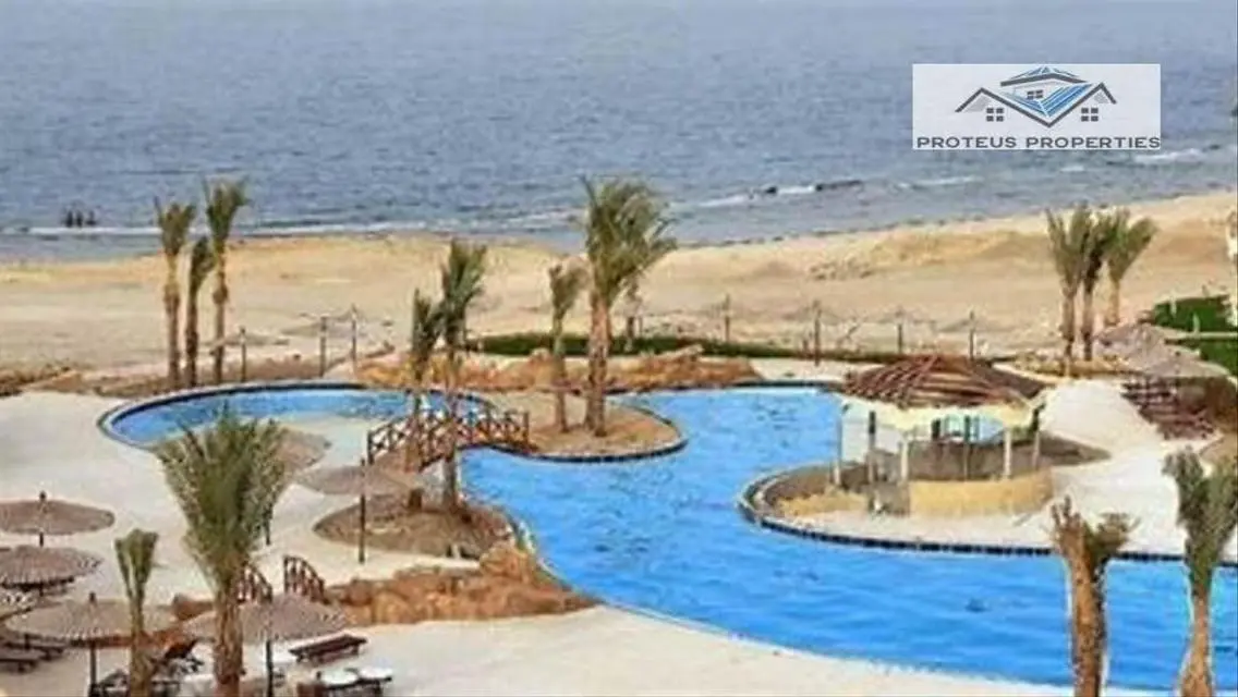 شقة فاخرة للبيع مع إطلالة على البحيرات