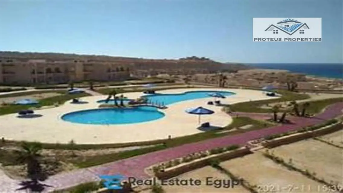 شقة فاخرة للبيع مع إطلالة على البحيرات