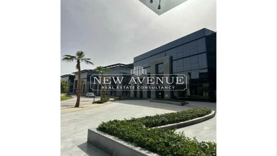 Investment Opportunity - Luxurious Apartment with 750 Meter Space