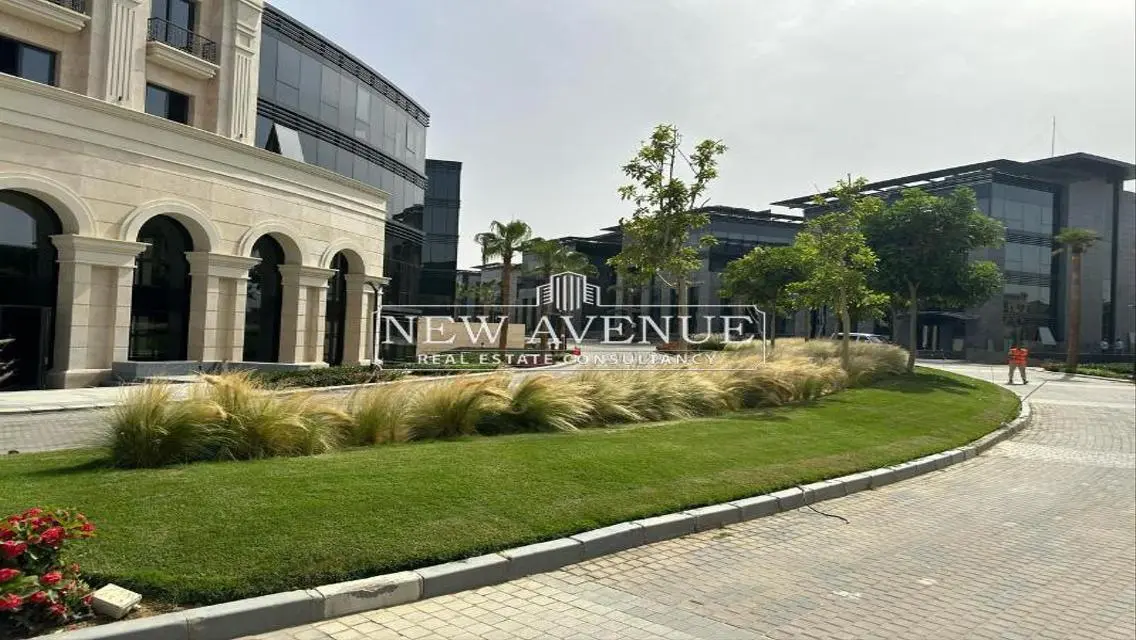 Investment Opportunity - Luxurious Apartment with 750 Meter Space