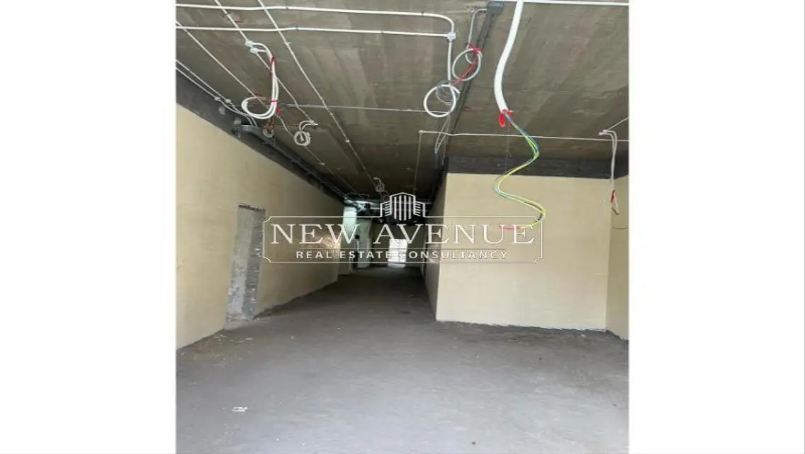 Investment Opportunity - Luxurious Apartment with 750 Meter Space