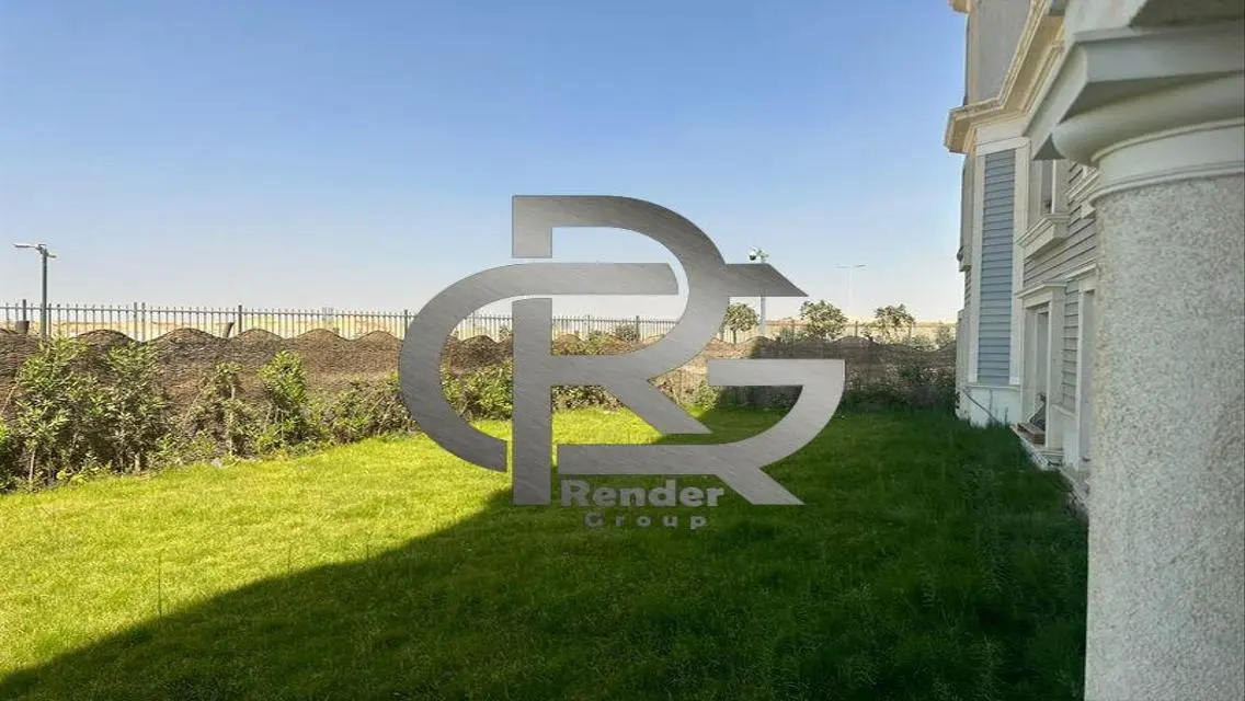 Luxury Apartment in Premium Location with Private Garden and Pool
