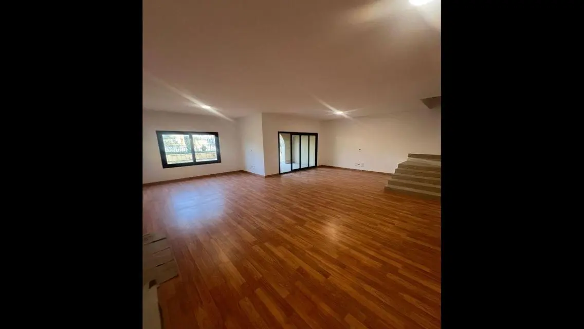 Apartment in Mivida with Private Garden