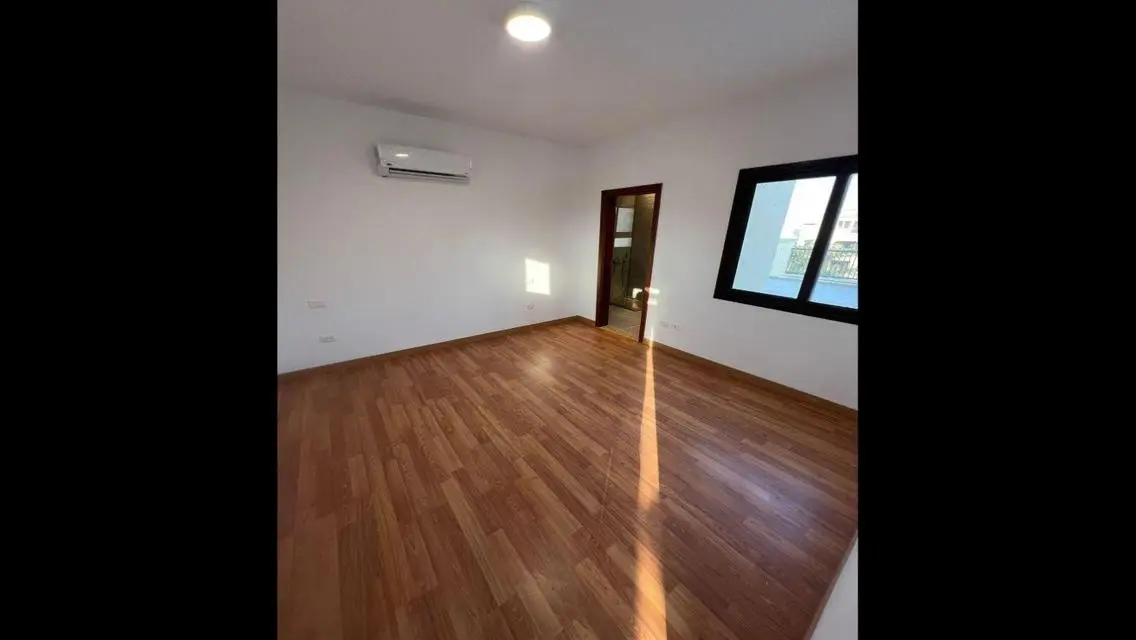 Apartment in Mivida with Private Garden