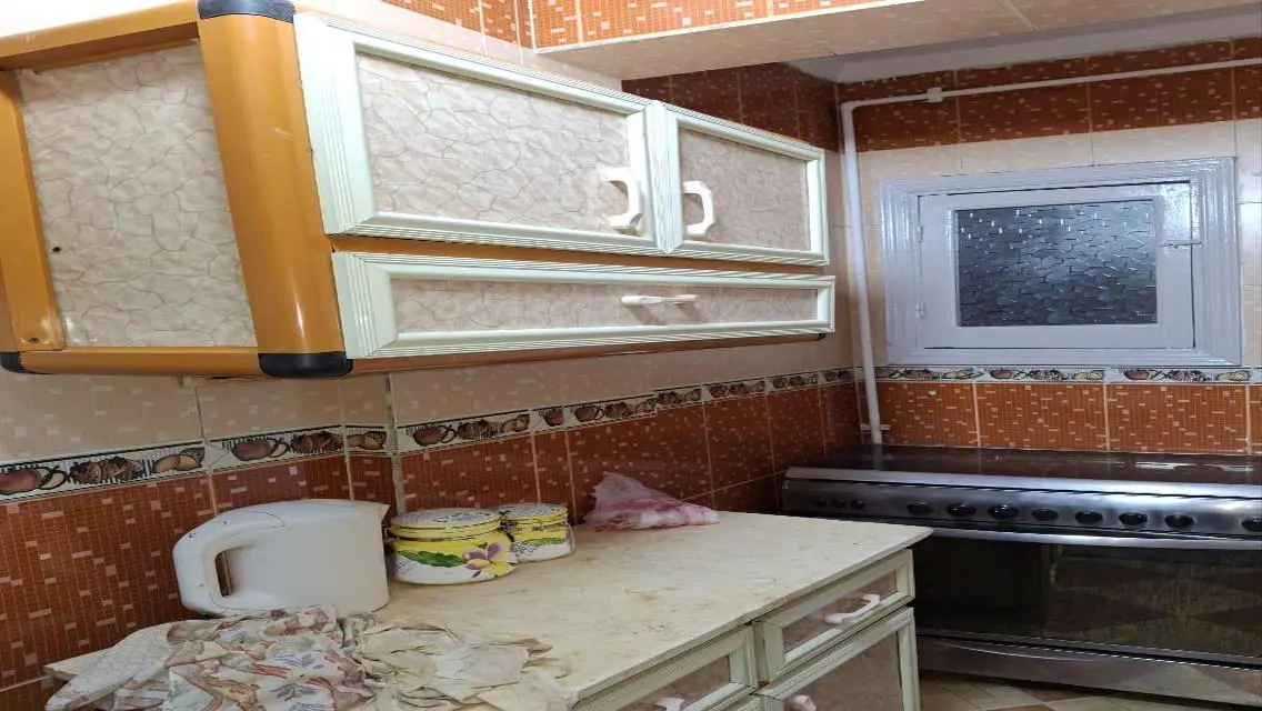 شقة فاخرة للإيجار مع جميع المرافق