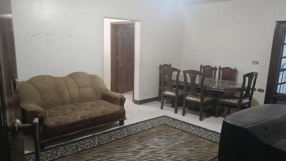 شقة فاخرة بإطلالة رائعة في موقع متميز