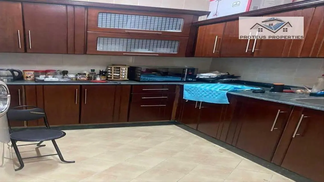 شقة فاخرة للبيع في موقع مميز