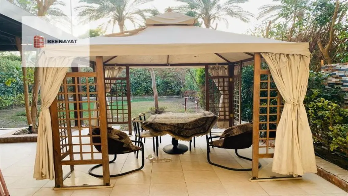 Luxury Villa for Sale with Private Garden in Prime Location