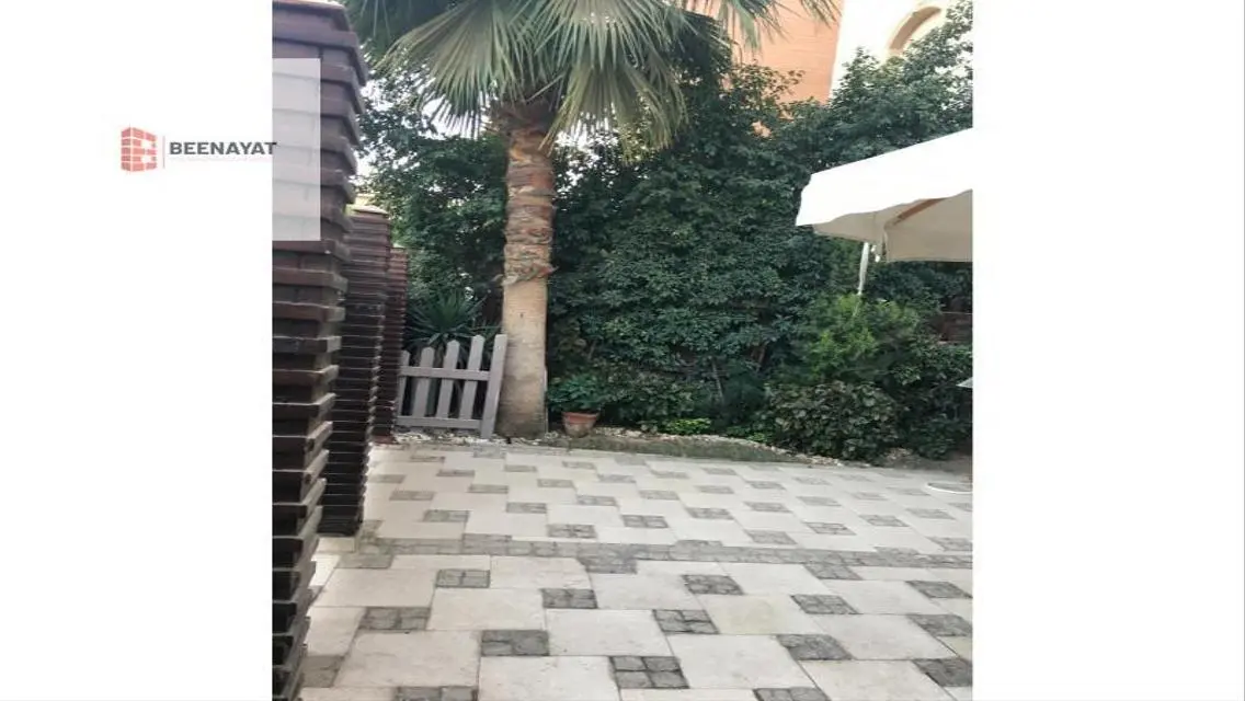 Luxury Villa for Sale with Private Garden in Prime Location