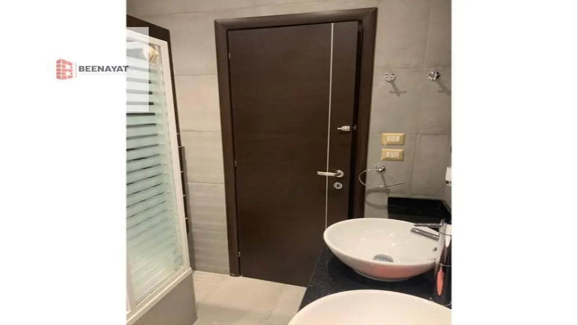 Luxury Villa for Sale with Private Garden in Prime Location
