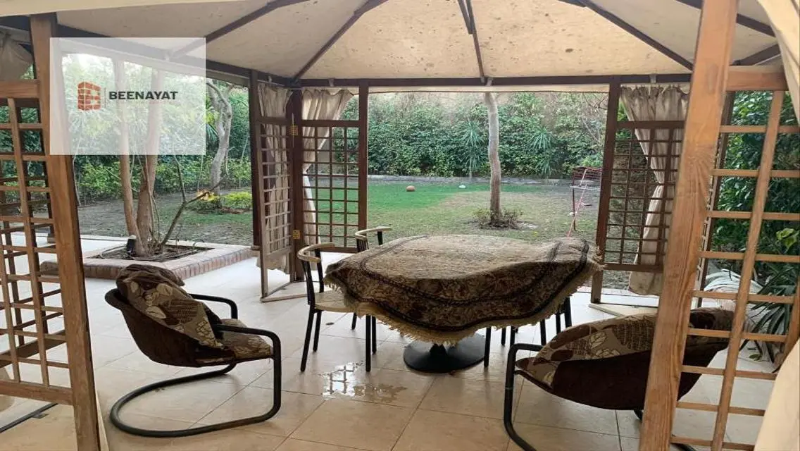 Luxury Villa for Sale with Private Garden in Prime Location
