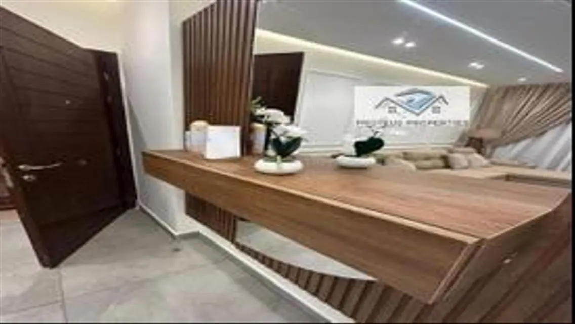 شقة فاخرة بمساحة واسعة
