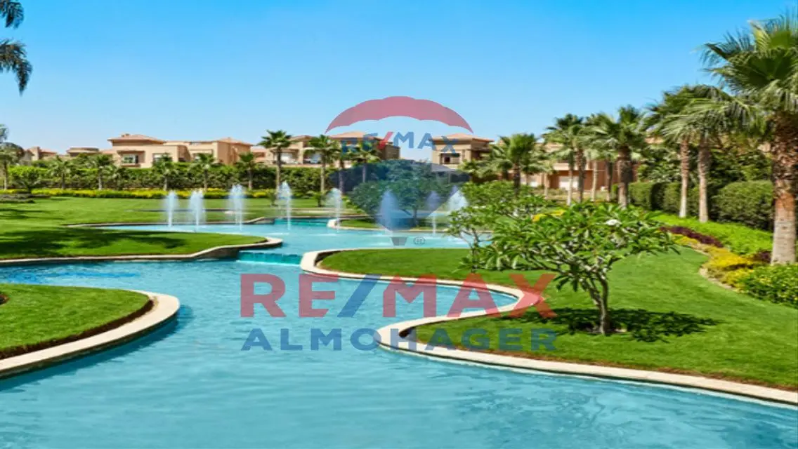 Luxury Villa with Private Garden and Modern Amenities