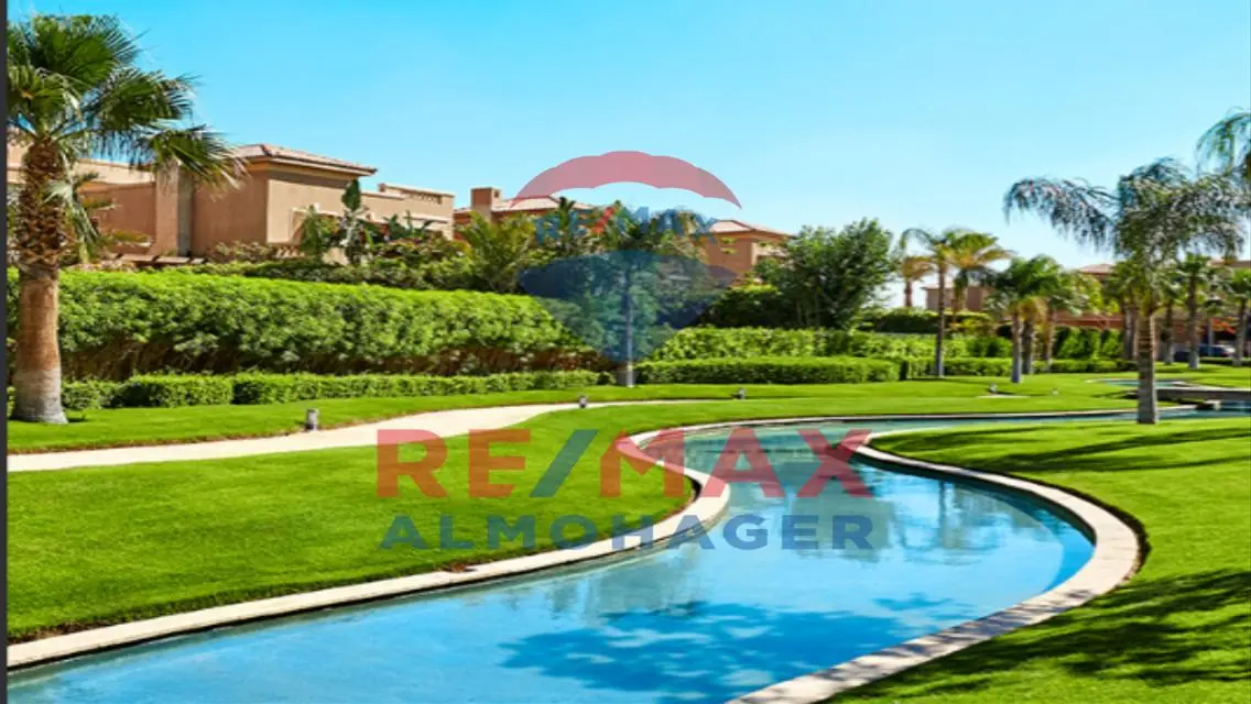Luxury Villa with Private Garden and Modern Amenities