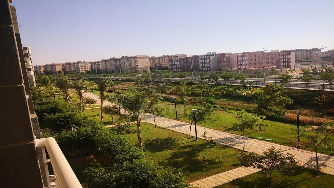 شقة مدفوعة حديثًا في منطقة كل الفصول