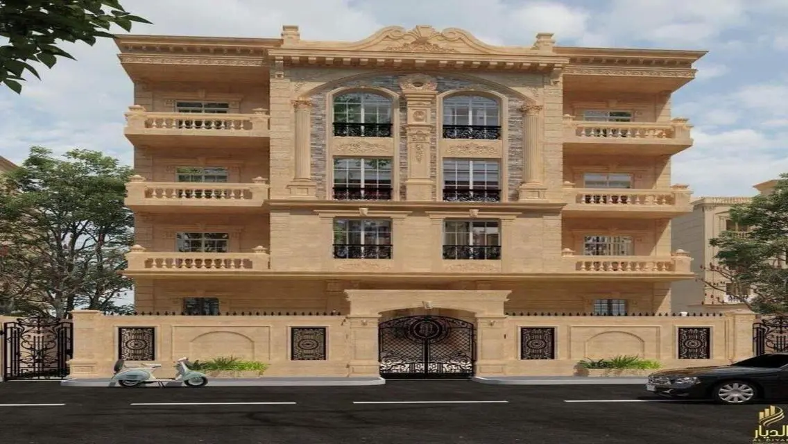 Stunning Apartment with Balcony Overlooking a Landmark