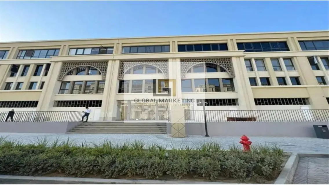 Modern Office for Sale in the City Center - 1000 sqm