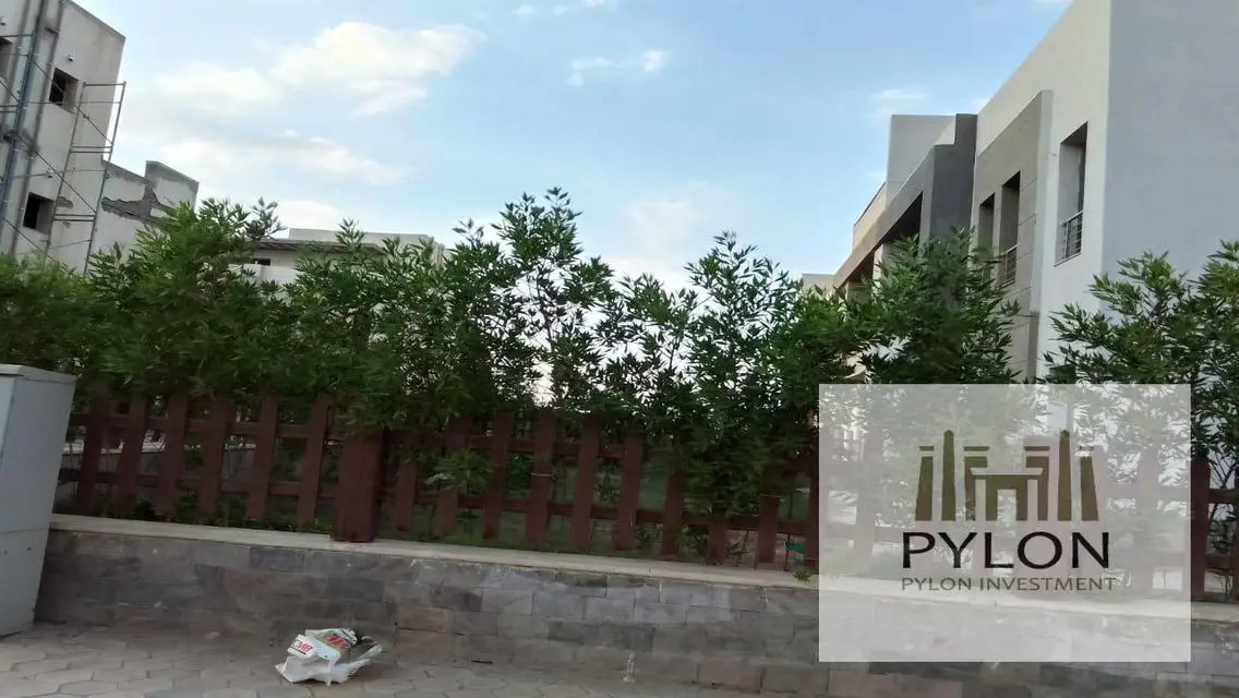 Luxury Apartment in the Heart of the City with Private Garden