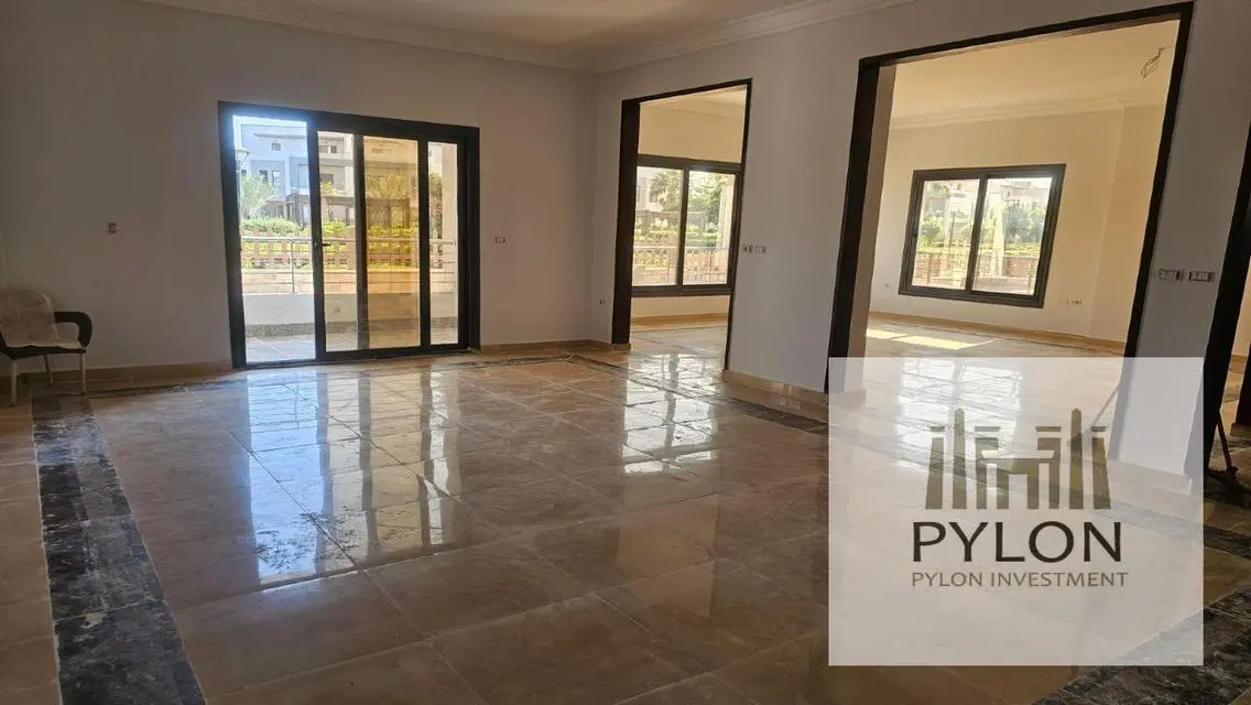 Luxury Apartment in the Heart of the City with Private Garden