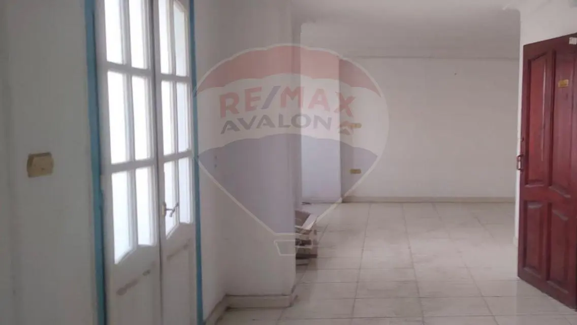 Luxury Apartment of 170 sqm - Priced at 4250000