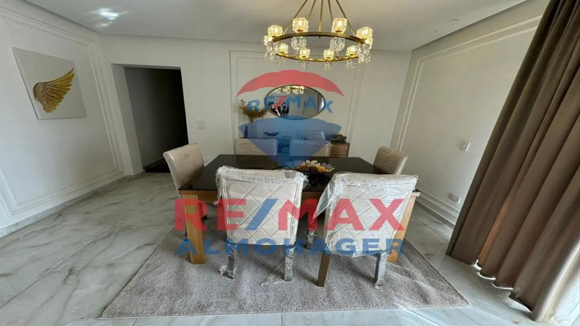 Luxury Apartment for Rent at 55000