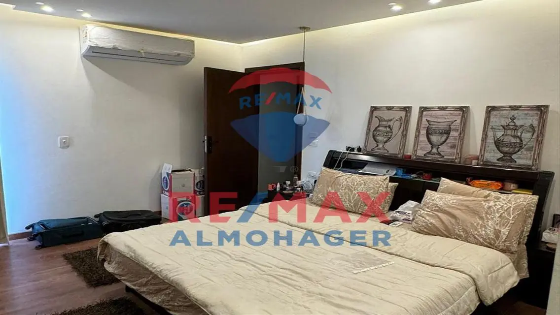 Luxury Apartment for Rent at 55000