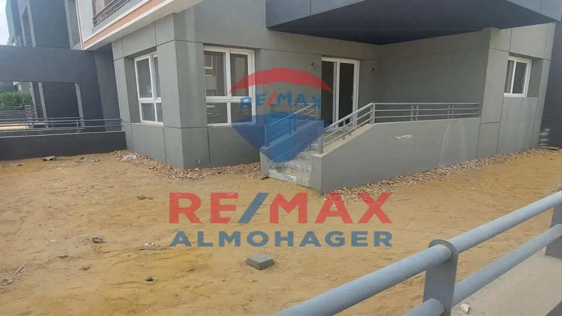 Luxury Villa for Sale with Spacious Layout and Amazing Amenities
