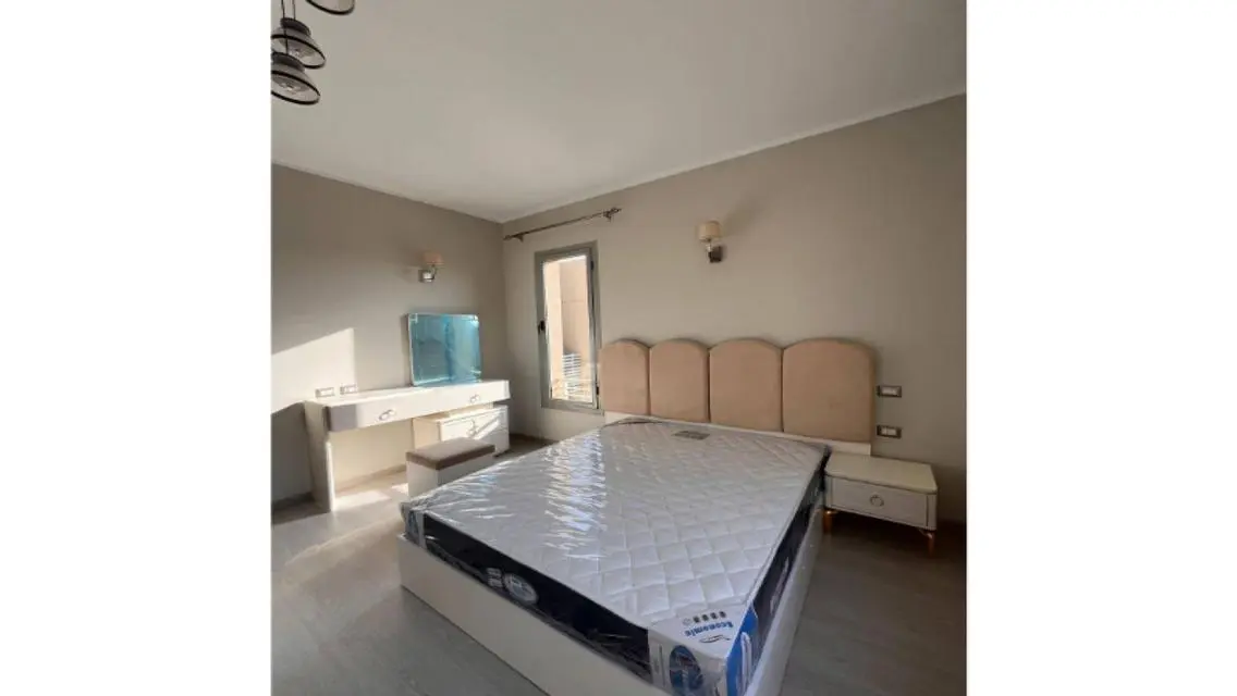Luxury Apartment with Spacious Living for Sale