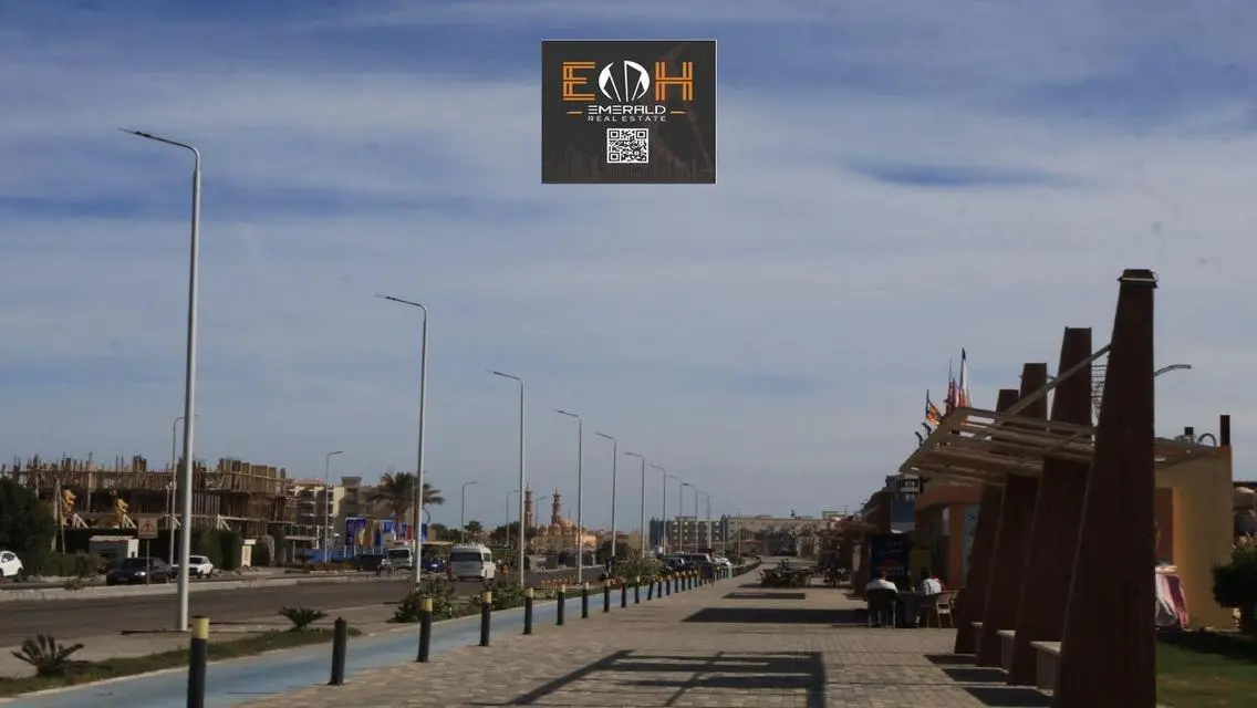 بنجالو كاف بيش بانووما، إطلالة ساحرة على البحيرات