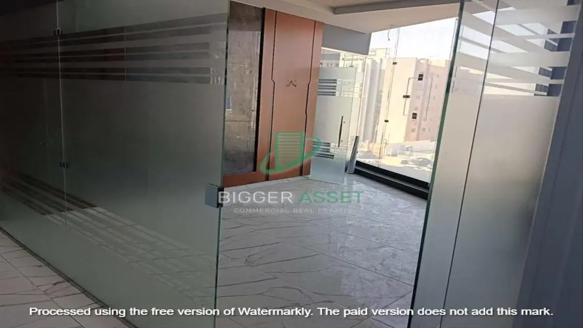 Premium Commercial Property -344-