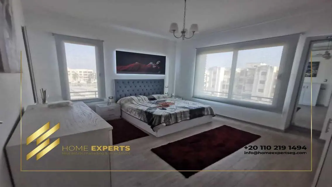 Luxury Two-Bedroom Apartment with All Amenities in the Heart of the City