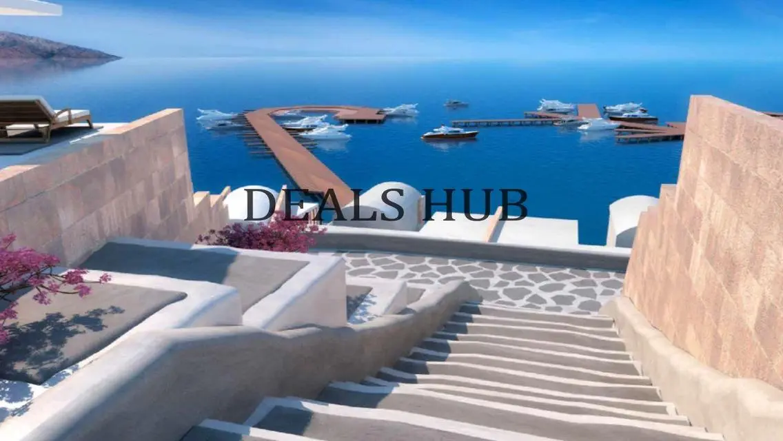 Luxury Apartment Overlooking Lakes in the City Center