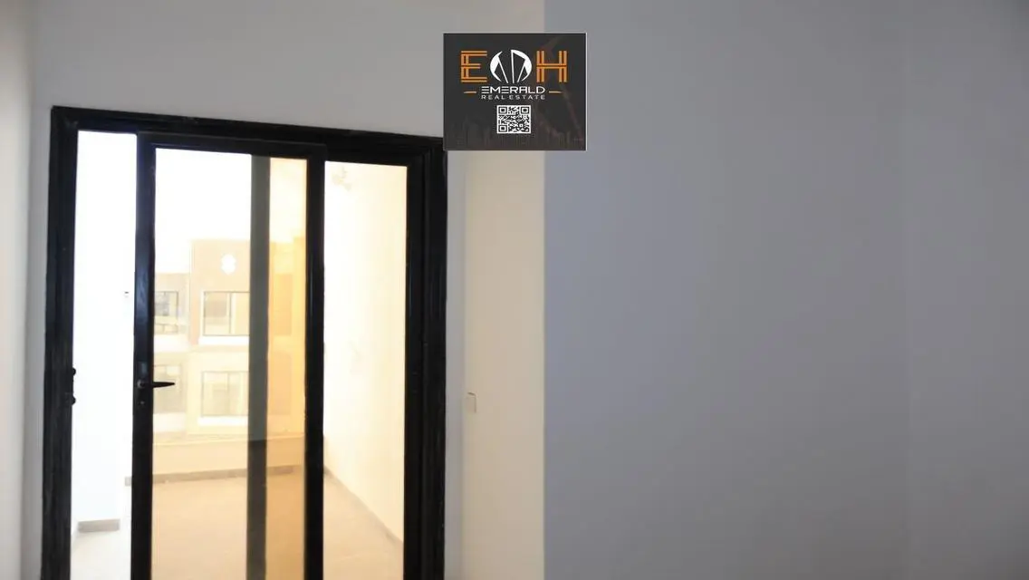 شقة راقية مع مناظر خلابة للإيجار