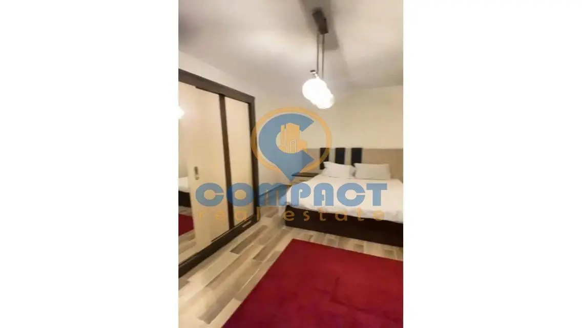 Elegant Apartment with Balcony and Security in the City Center
