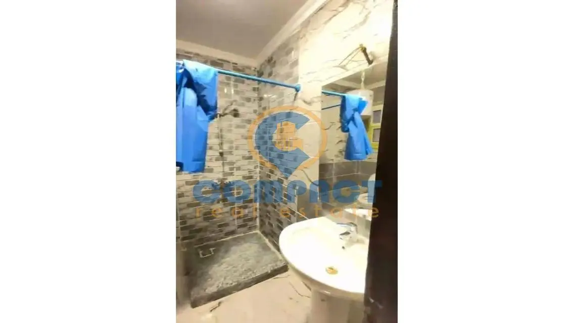 Elegant Apartment with Balcony and Security in the City Center