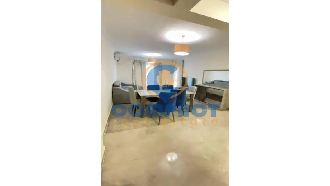 Elegant Apartment with Balcony and Security in the City Center