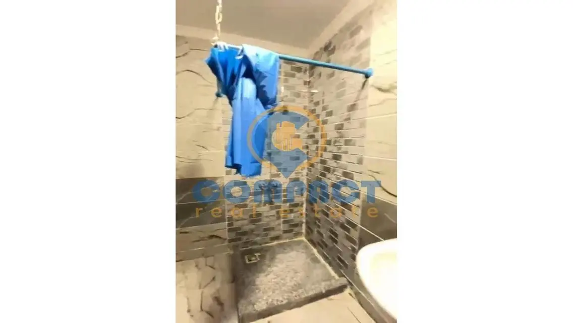 Elegant Apartment with Balcony and Security in the City Center