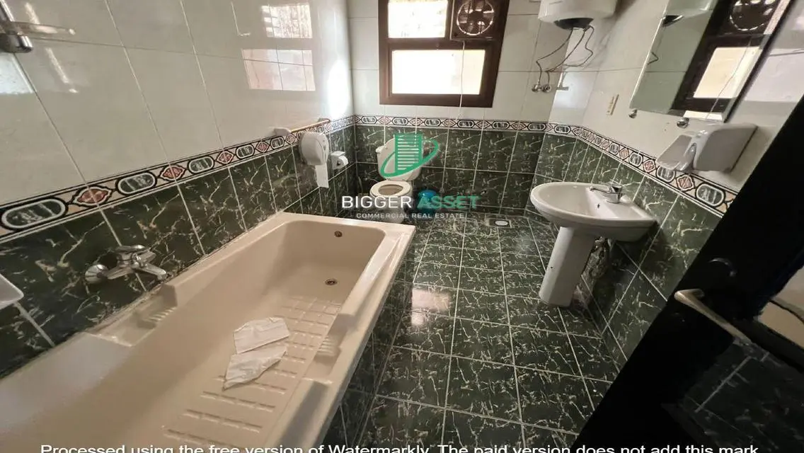Exceptional Property for Sale: 300 sqm at 85,000