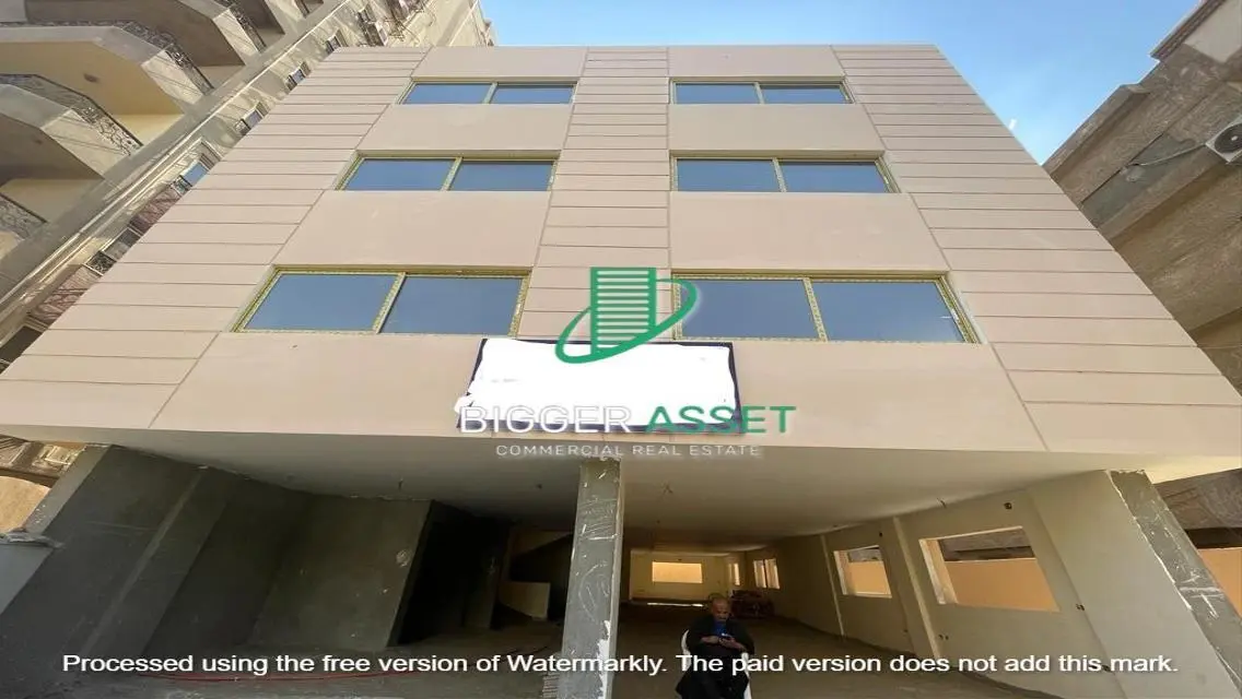 Luxury Apartment with 2000 Sq. M. - Priced at 180,000 EGP