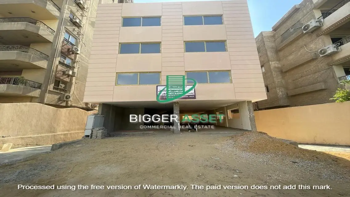 Luxury Apartment with 2000 Sq. M. - Priced at 180,000 EGP