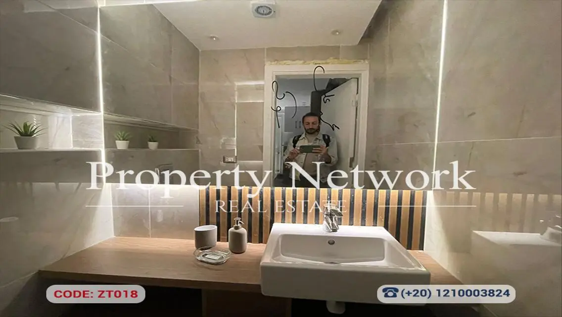 Luxurious 2-Bedroom Apartment with Stunning View