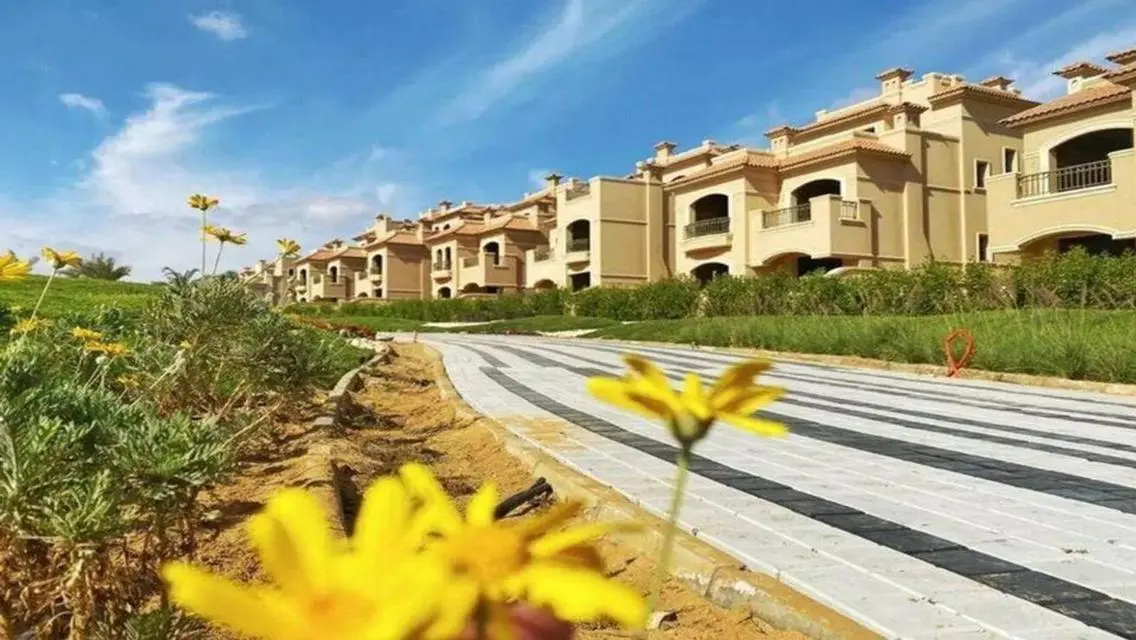 فيلا فاخرة للبيع في لا فيستا سيتي 5