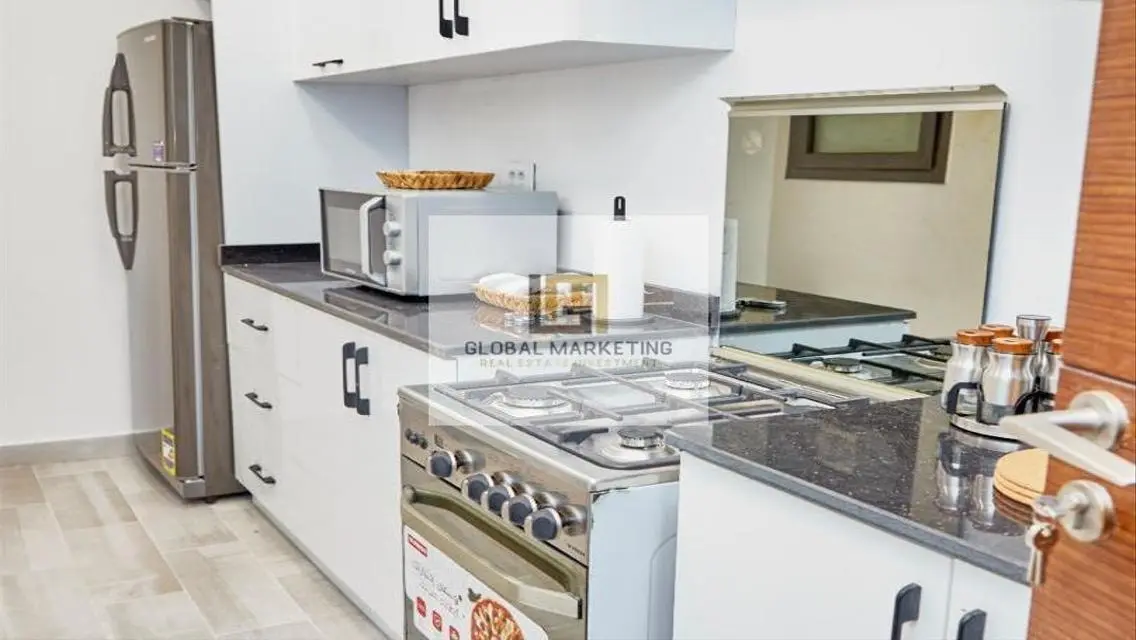 Luxurious Apartment with 220 Square Meters in Prime Location