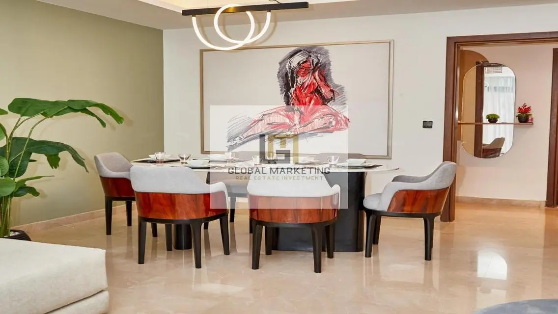 Luxurious Apartment with 220 Square Meters in Prime Location