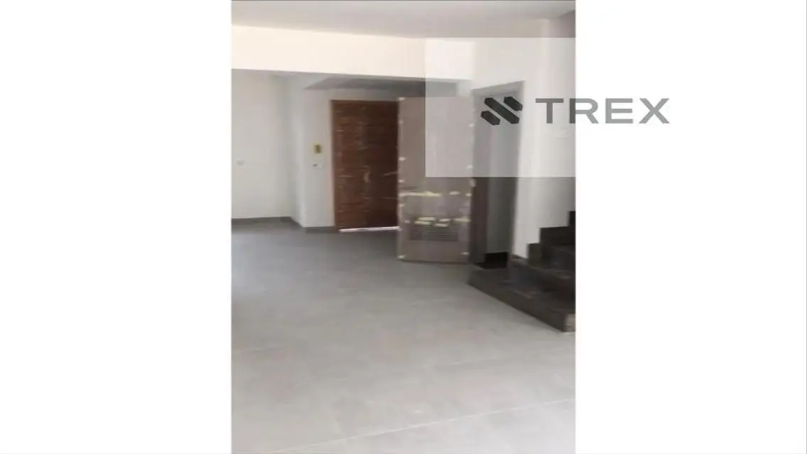 فاخرة مكونة من 3 غرف نوم في حي هادئ