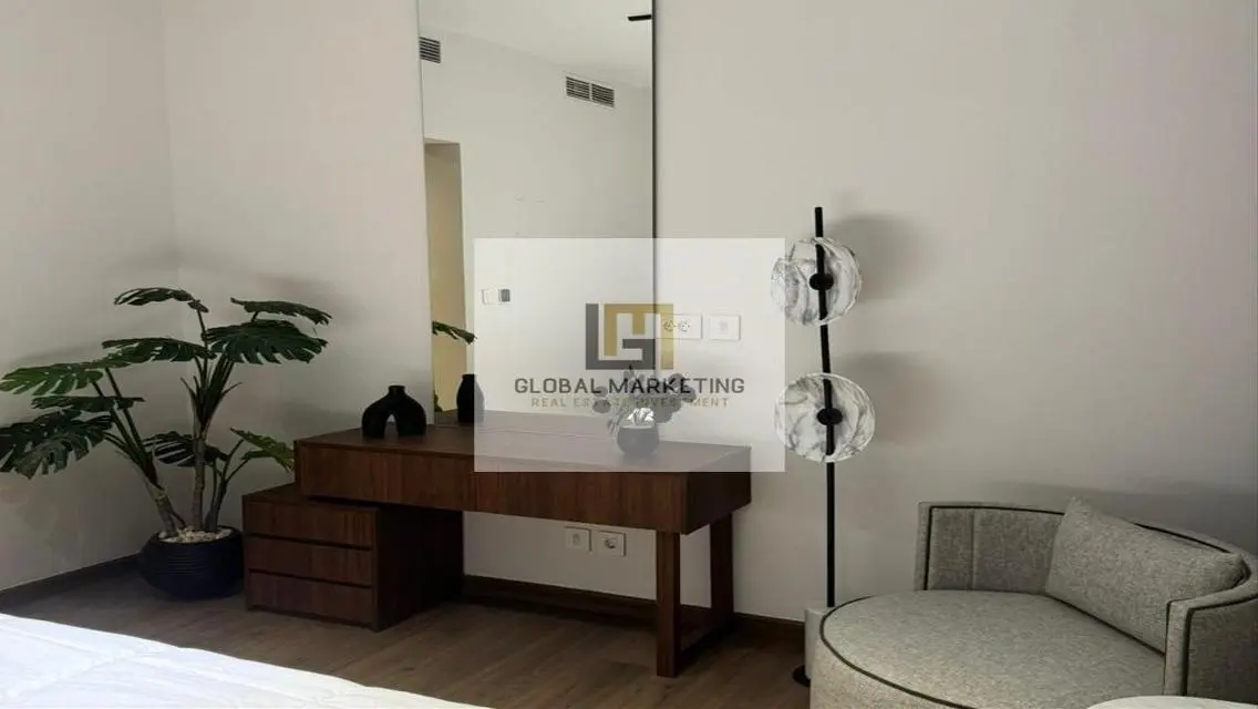 Luxury Apartment with 3000 meters of Space