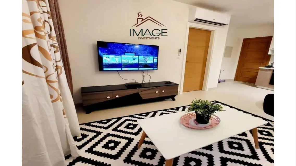 شقة فاخرة للبيع بتصميم عصري مع إطلالات ساحرة