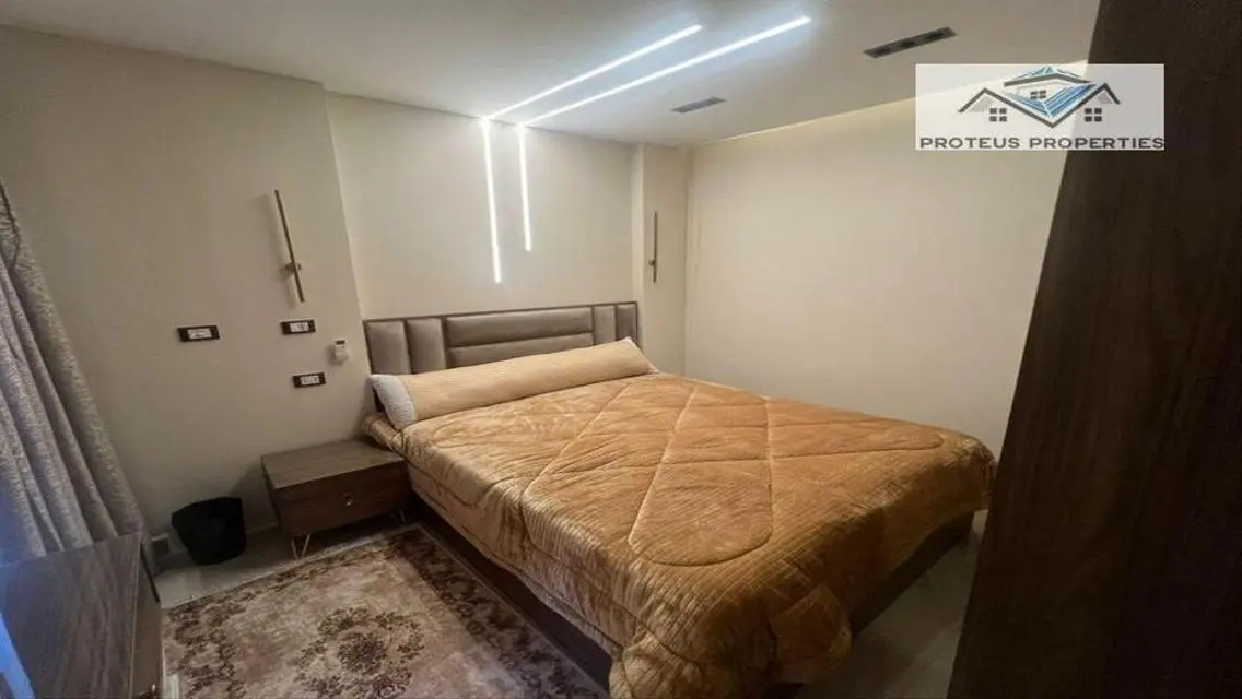 شقة فاخرة في ب12 مع جميع المرافق