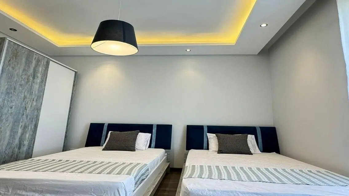 Luxury Apartment with Scenic Landmark View