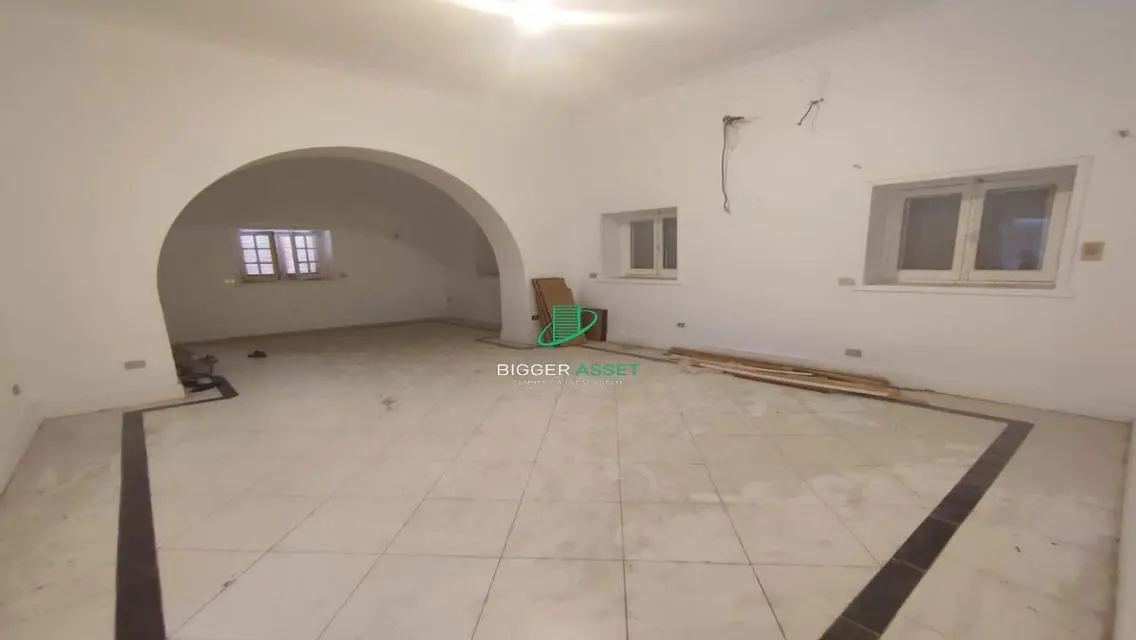 شقة للبيع بمساحة 800 متر